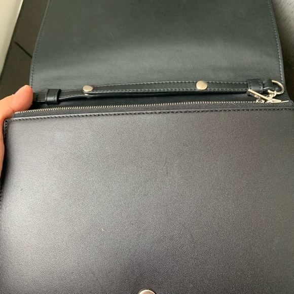 Celine Frame WOC - Picture 5 of 8